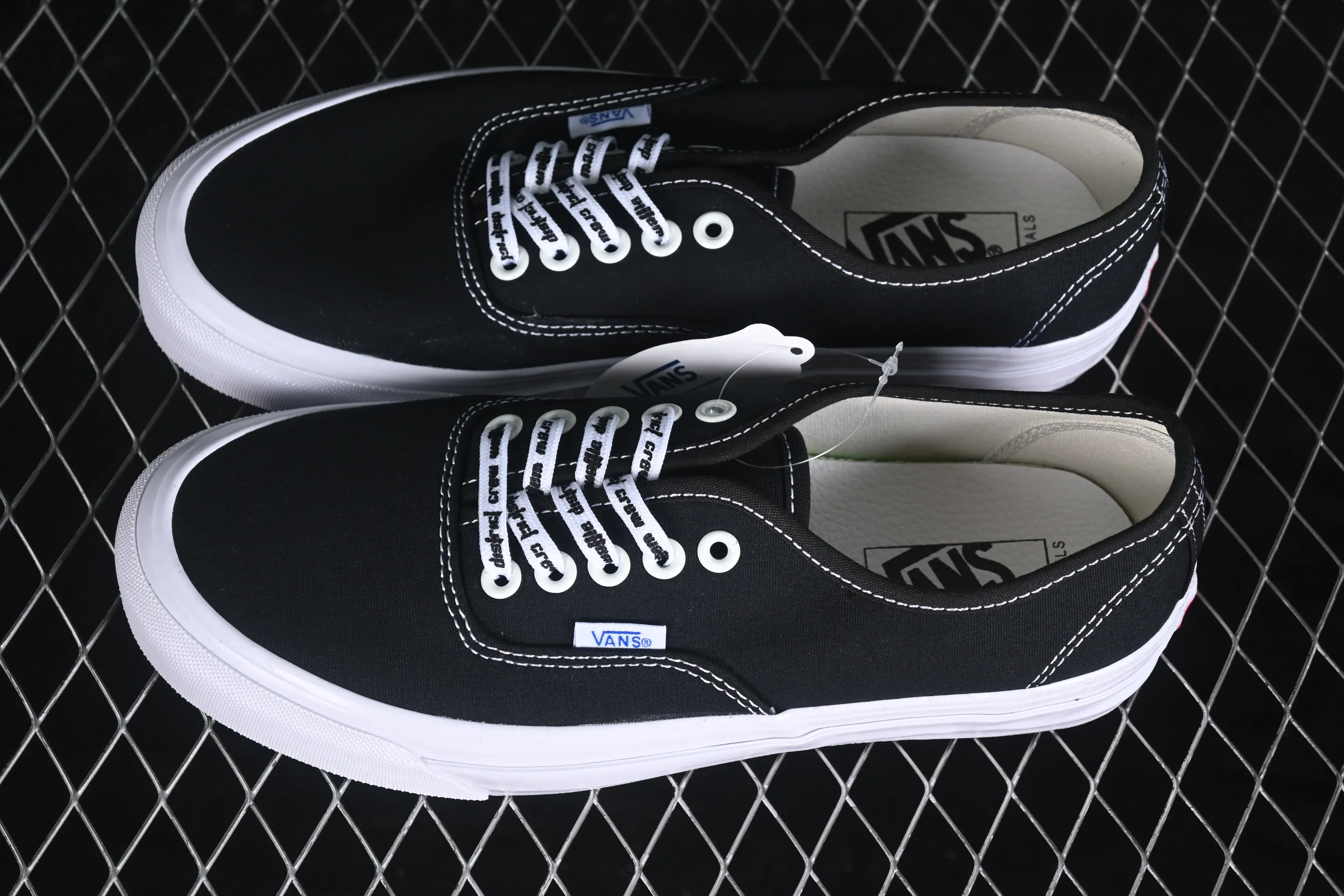 All categories Vans Vans series Vans Low Vans Authentic 44 Vans low-top casual skateboard shoes VN0A4BV91WX